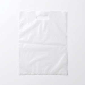 Sachet plastique à poignée découpée